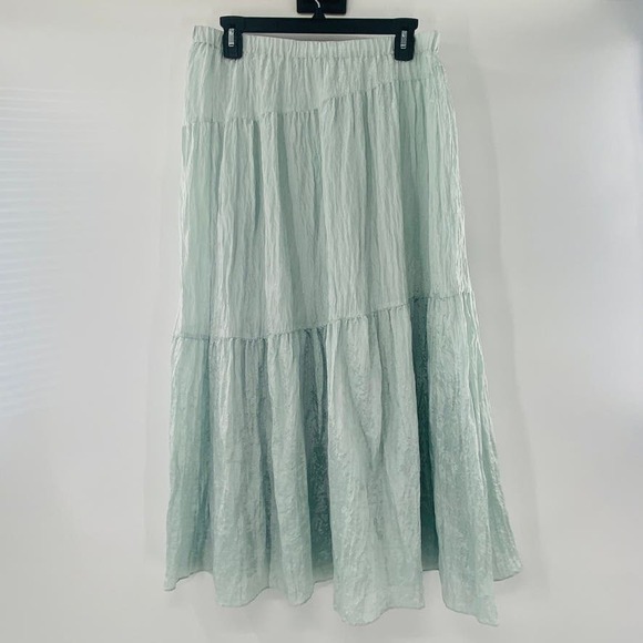 Vince Asymmetric Crinkle Mint Blue Midi Crinkle Skirt NWT Size Medium MSRP $325 - Picture 6 of 15